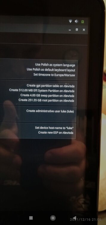 Screenshot_2021-12-16-22-23-13-764_com.miui.gallery.jpg